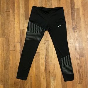Women’s Nike Black Leggings with Reflective Stripes